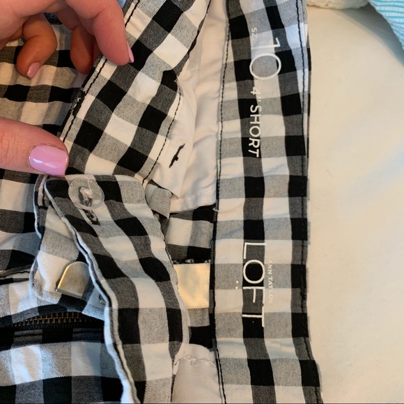 Ann Taylor Loft Shorts - Picture 3 of 3